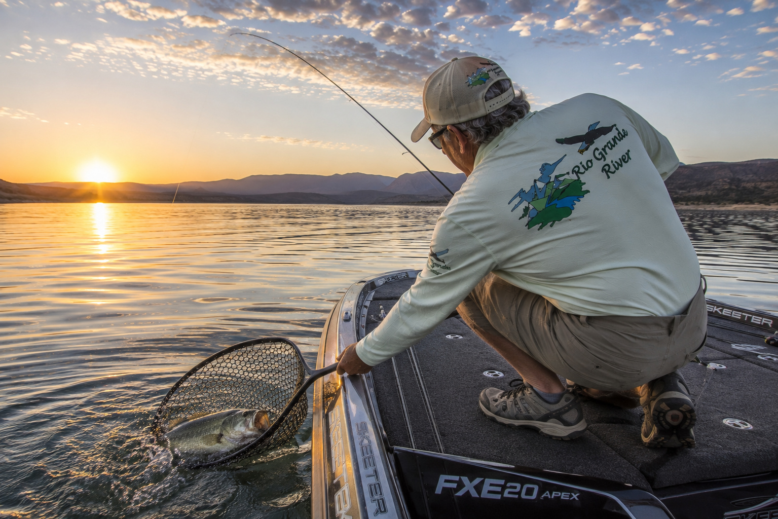 Along the Rio Grande River 4 Elephant Butte Skeeter FXE20 APEX Netting Largemouth Bass